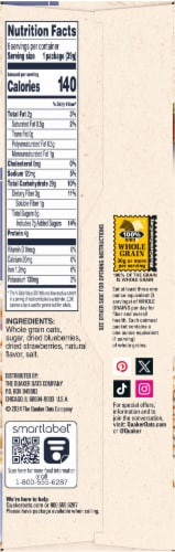 Quaker® Blueberry Strawberry Instant Oatmeal Packets Perspective: right