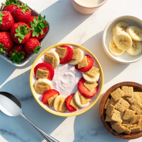 Quaker® Immunity Support Strawberry Blueberry Bliss Mighty Life® Cereal Perspective: right