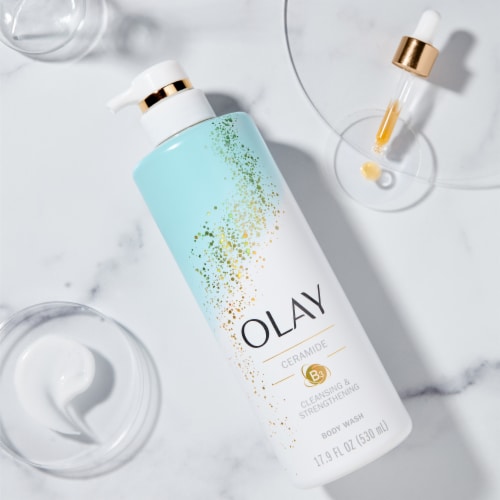 Olay Cleansing & Strengthening Ceramide and Vitamin B3 Complex Body Wash Perspective: right