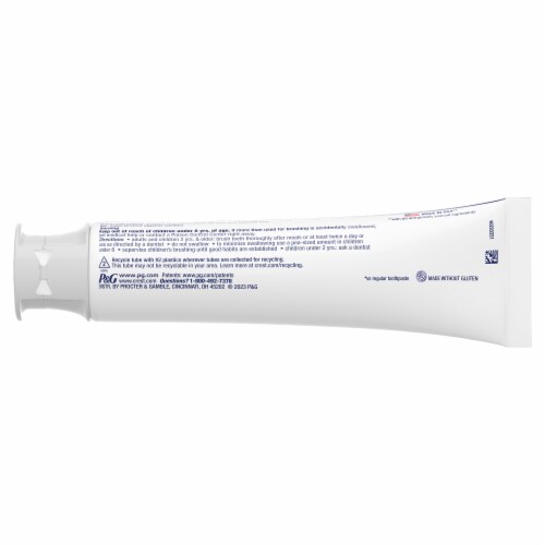 Crest 3D White Advanced Radiant Mint Teeth Whitening Toothpaste Perspective: right