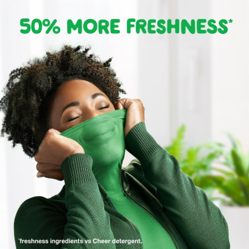 Gain Flings Moonlight Breeze Laundry Detergent Pods Perspective: right