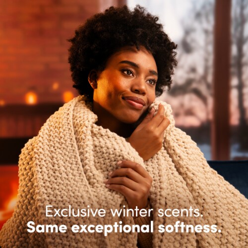 Downy Cozy Collection Liquid Fabric Softener Vanilla Cashmere Scent Perspective: right