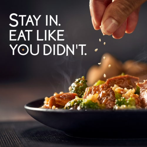 P.F. Chang's Home Menu Beef And Broccoli Bowl Frozen Meal Perspective: right