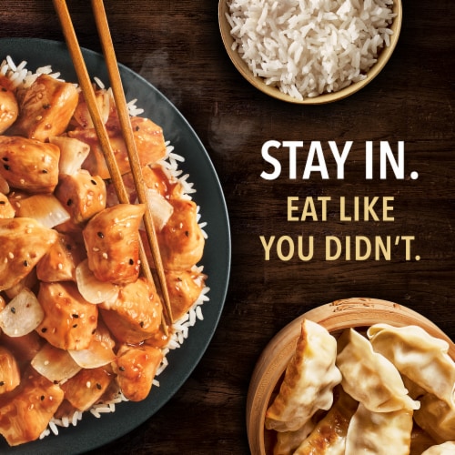 P.F. Chang's Home Menu Honey Chicken Cooking Sauce And Marinade Perspective: right