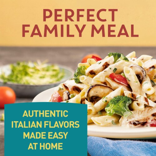 Bertolli Chicken Alfredo & Penne Frozen Skillet Meal Perspective: right