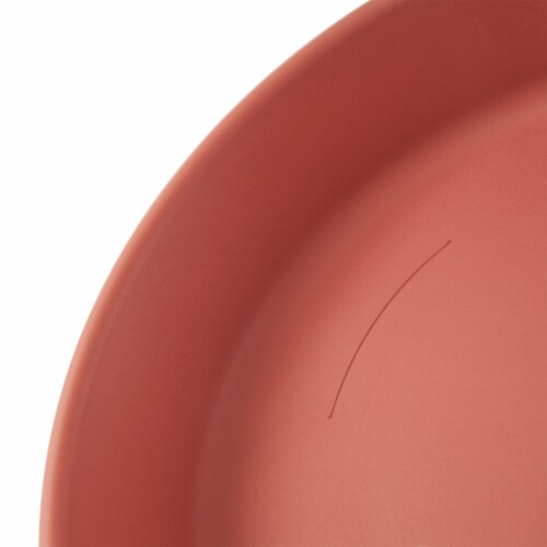 Akro-Mils Classic Clay Saucer Perspective: right
