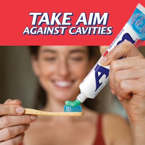 AIM Cavity Protection Toothpaste Ultra Mint Gel Perspective: right