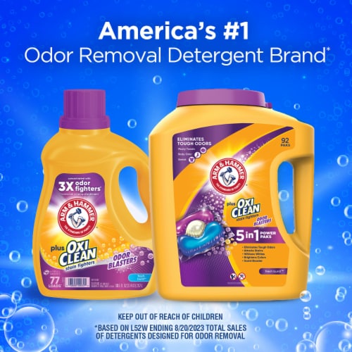 ARM & HAMMER Plus OxiClean with Odor Blasters 5-in-1 Laundry Detergent Power Paks Perspective: right