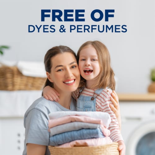 Arm & Hammer™ Free and Clear Hypoallergenic Sensitive Skin Liquid Laundry Detergent Perspective: right