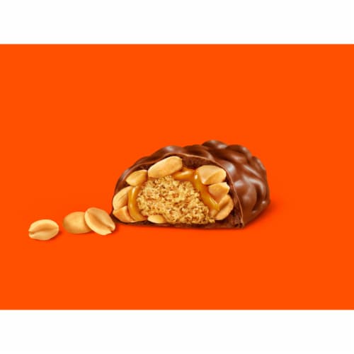 REESE'S NUTRAGEOUS Peanut Butter Caramel Peanut King Size Candy Bar Perspective: right