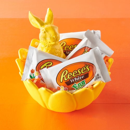Reese's White Peanut Butter Egg Easter Candy Perspective: right