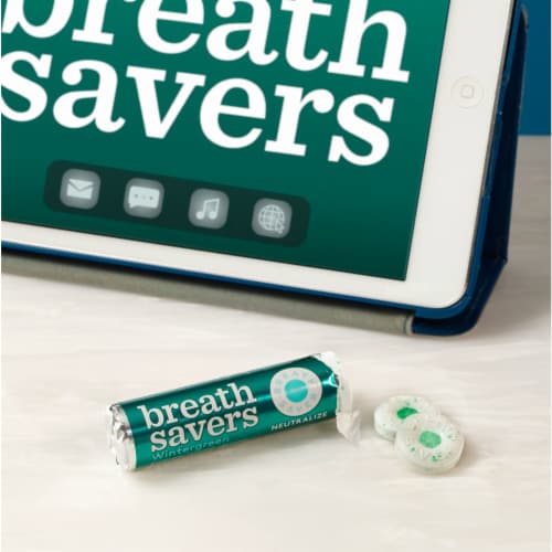 Breath Savers Wintergreen Mints Perspective: right