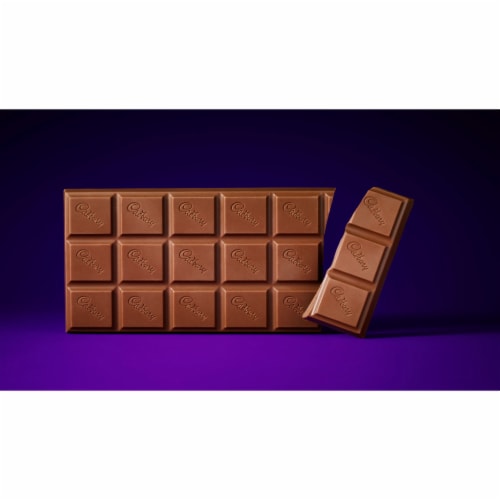 CADBURY DAIRY MILK Milk Chocolate Candy Bar Perspective: right