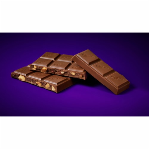 CADBURY DAIRY MILK Roast Almond Milk Chocolate with Roasted Almonds Candy Bar Perspective: right