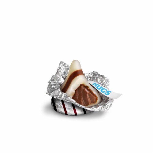 HERSHEY'S HUGS Milk Chocolate and White Creme Candy Share Pack Perspective: right