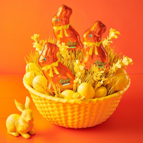 REESE'S Peanut Butter Milk Chocolate Bunny Easter Candy Perspective: right