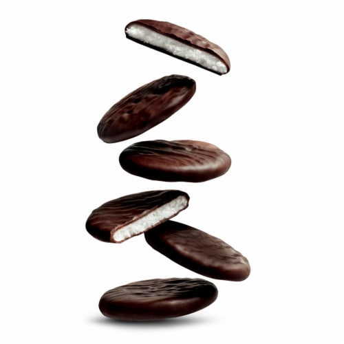 YORK THiNS Dark Chocolate Peppermint Patties Candy Share Pack Perspective: right