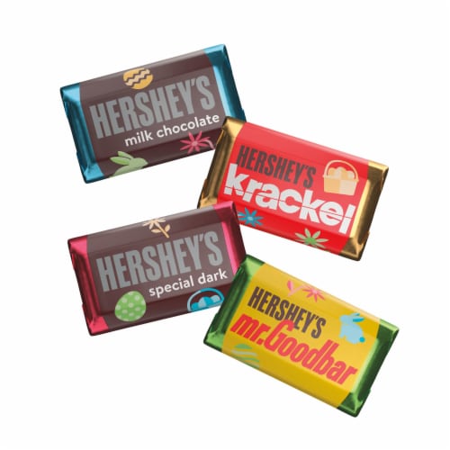 HERSHEY'S Miniatures Assorted Milk and Dark Chocolate Easter Candy Bag Perspective: right
