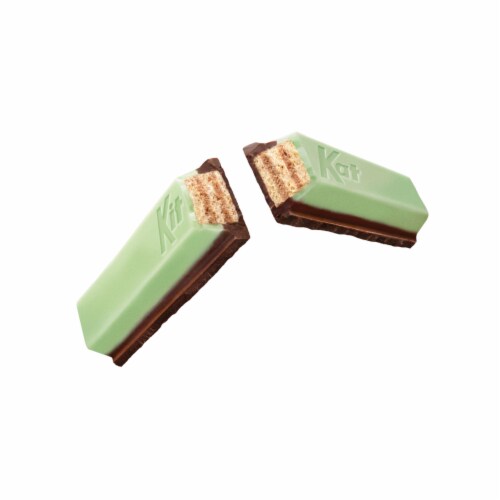 KIT KAT® DUOS Dark Chocolate Mint Wafer King Size Candy Bar Perspective: right