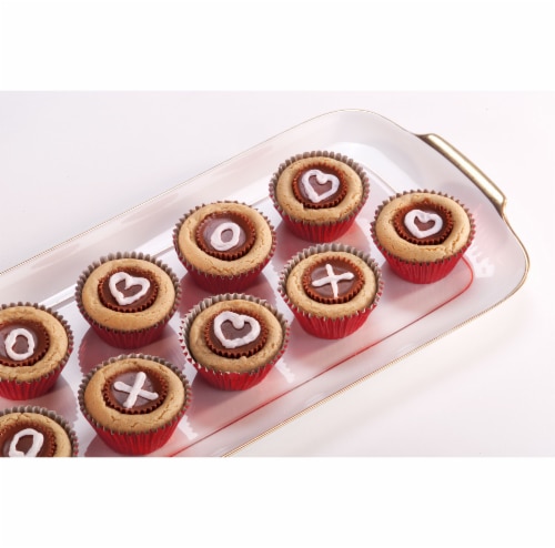 Reese's Valentine's Peanut Butter Cups Miniatures Perspective: right