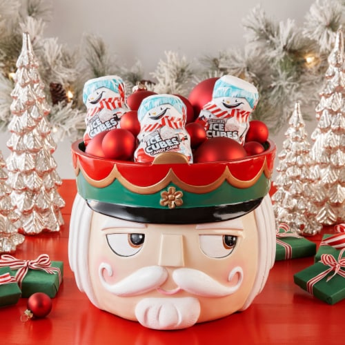 ICE BREAKERS ICE CUBES Candy Cane Flavored Sugar Free Chewing Gum Christmas Candy Bottle Perspective: right