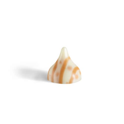HERSHEY'S KISSES CINNAMON TOAST CRUNCH Flavored Candy Share Pack Perspective: right
