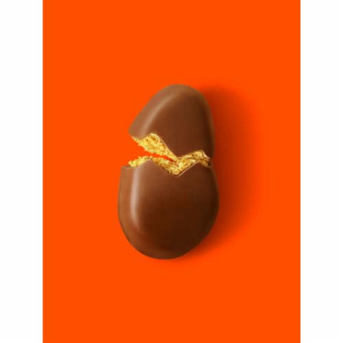 REESE'S Milk Chocolate and Peanut Butter Eggs Easter Candy Bag Perspective: right