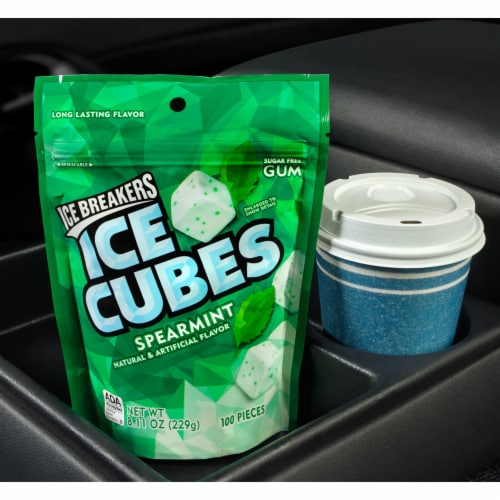 ICE BREAKERS Ice Cubes Spearmint Sugar Free Chewing Gum Pouch Perspective: right