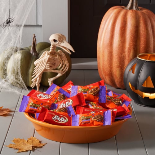 Kit Kat Halloween Lovers Candy Assortment Snack Size, 85 ct - Kroger