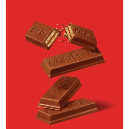 KIT KAT® THiNS Milk Chocolate Wafer Candy Share Pack Perspective: right