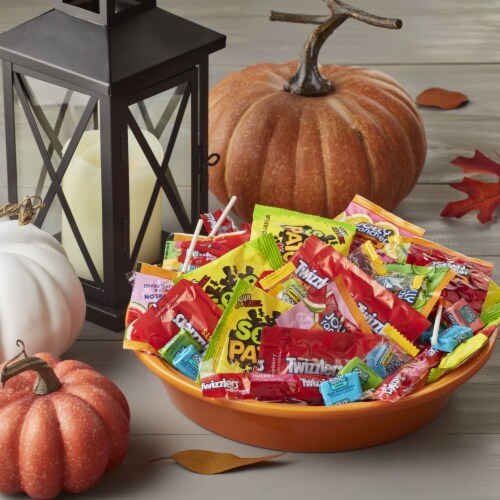 Hershey and Mondelez Fruit Flavored Assortment Chewy and Hard Candy Halloween Bulk Variety Bag Perspective: right