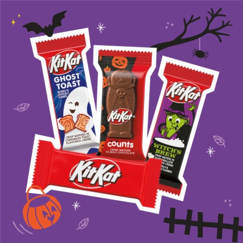 KIT KAT® Assorted Flavored Wafer Snack Size Halloween Candy Bag Perspective: right