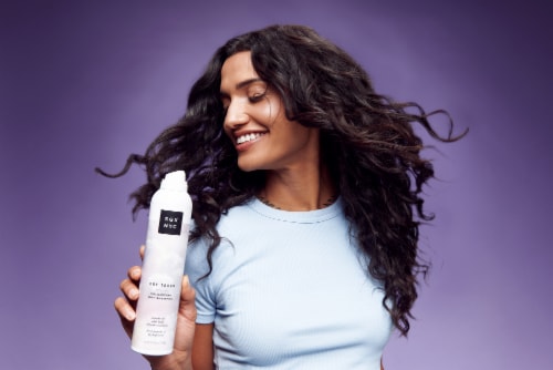SGX NYC Dry Touch Volumizing Dry Shampoo Perspective: right