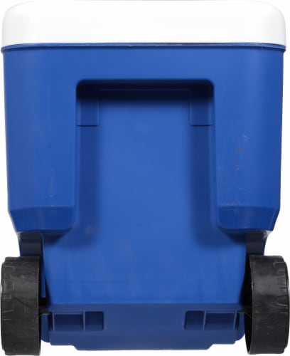 Igloo Wheeled Cooler - Blue Perspective: right