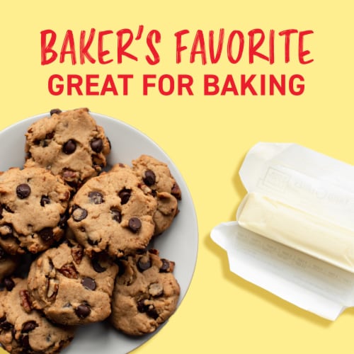 Land O Lakes Margarine Sticks Made with Vegetable Oil Perspective: right