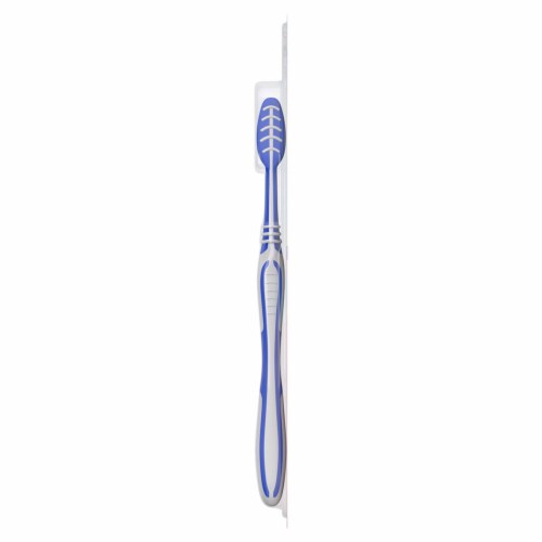 Colgate Plus Clean & Fresh Toothbrush Medium Perspective: right