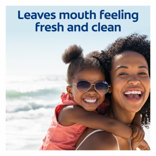 Colgate Cavity Protection Toothpaste with Fluoride and Mint Flavor Perspective: right
