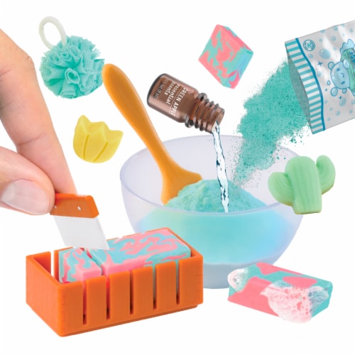 MGA's Miniverse™ Make It Mini Spa Perspective: right