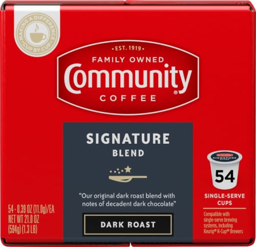 Community Coffee® Signature Blend Dark Roast K-Cup Coffee Pods Perspective: right