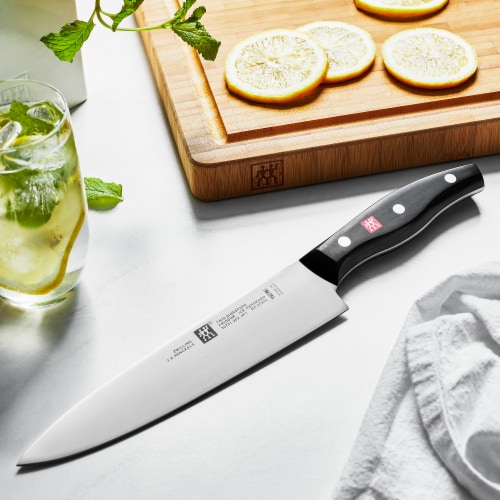 Zwilling TWIN Signature 8-Inch Chef's Knife Perspective: right