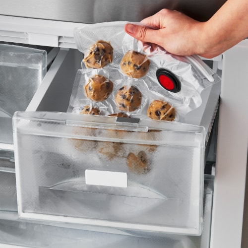 ZWILLING Fresh & Save 10-pc Vacuum Sealer Bags, Sous Vide Bags, Meal Prep - Medium Perspective: right