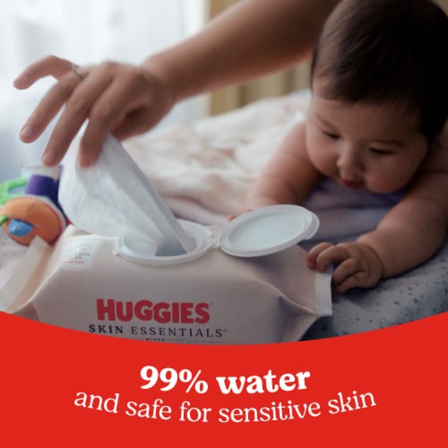 Huggies Skin Essentials Hypoallergenic Baby Wipes Perspective: right