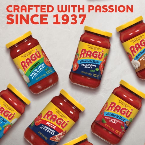 Ragu Old World Style Traditional Pasta Sauce Perspective: right