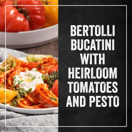 Bertolli® Organic Tomato & Basil Pasta Sauce Perspective: right