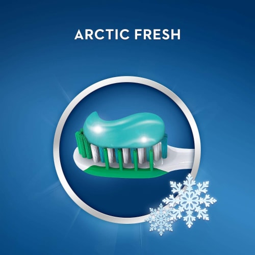 Crest 3D White, Whitening Toothpaste Arctic Fresh, 3.0 Ounce Perspective: right