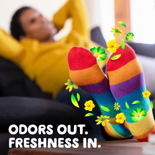 Gain + Aroma Boost Original Liquid Laundry Detergent Perspective: right