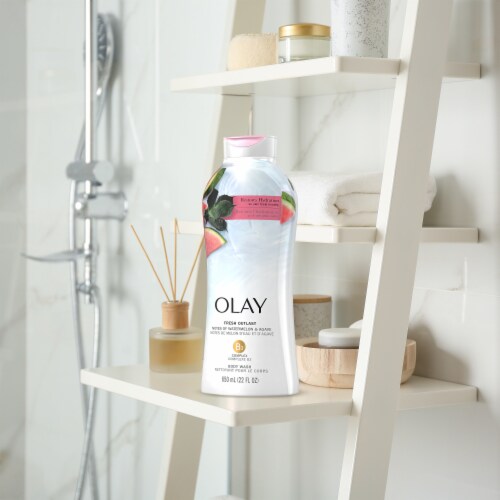 Olay Fresh Outlast Notes of Watermelon & Agave Body Wash Perspective: right