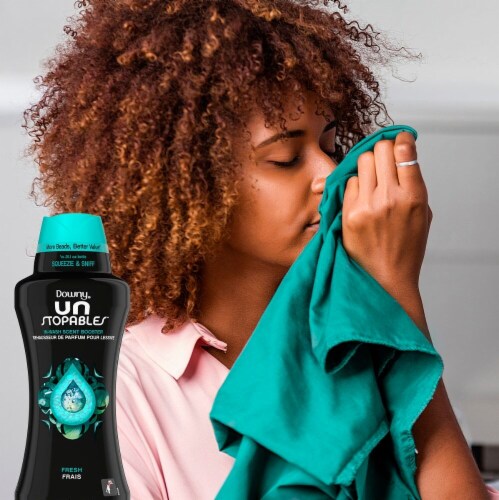 Downy Unstopables Fresh In-Wash Scent Booster Beads Perspective: right