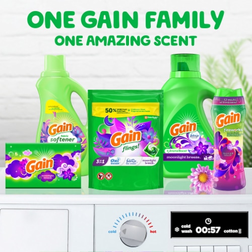 Gain Flings Moonlight Breeze Laundry Detergent Pods Perspective: right