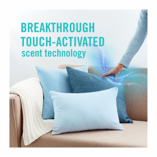 Febreze Unstopables™ Touch™ Spray Fabric Refreshers Perspective: right